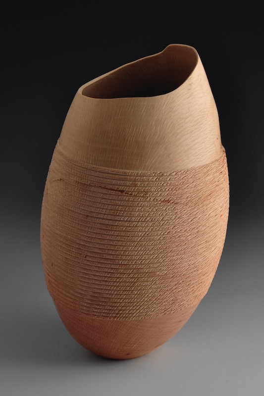 Vase cordé